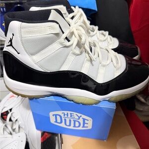 Jordan Athletic Shoes Black and White